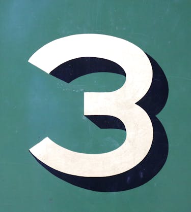 3 Real-Life Customer Education Examples 