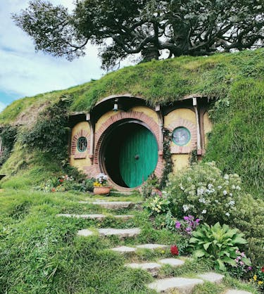 Photo of Bag End in Hobbiton representing the data storytelling approach for L&D